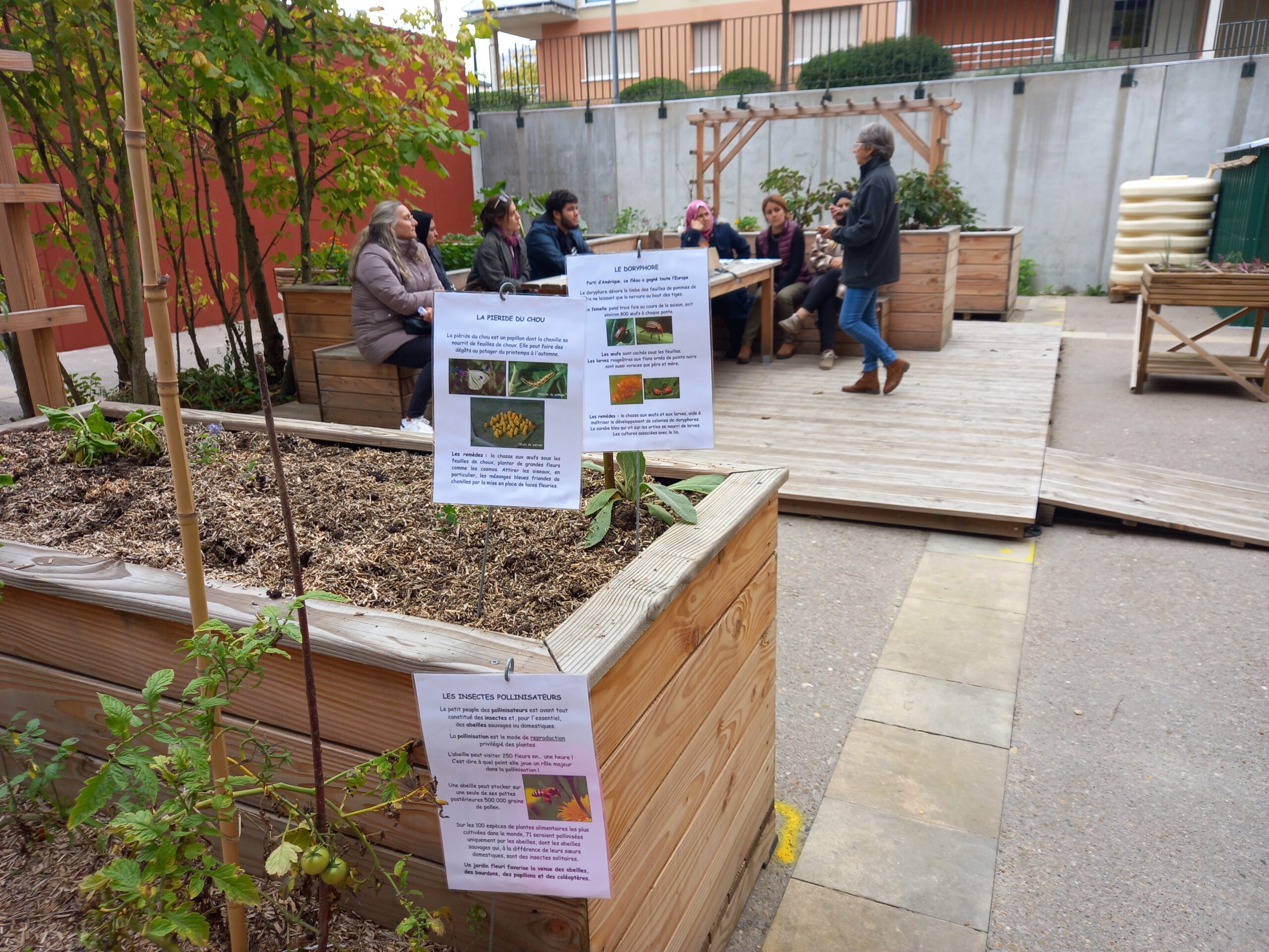 MIFE Festival des solutions écologiques, avec la Maison de l'Environnement et des habitants du quartierFE, Député